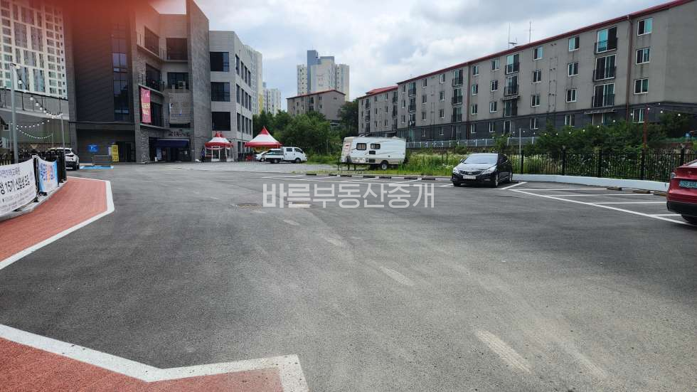경기 용인처인구 역북동 주차장 넓고 쓰임새 좋은 2층상가 높은 층고 개방감 좋아요 월세 매물번호 10732 사진 5