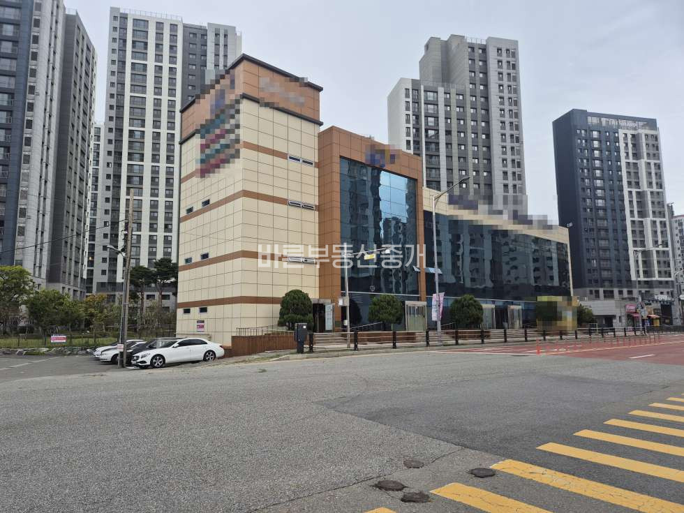충남 아산시 배방읍 북수리 아산탕정 인근 수익율좋은 단지내 및 학교인근 근생상가 매매 매물번호 10733 사진 3