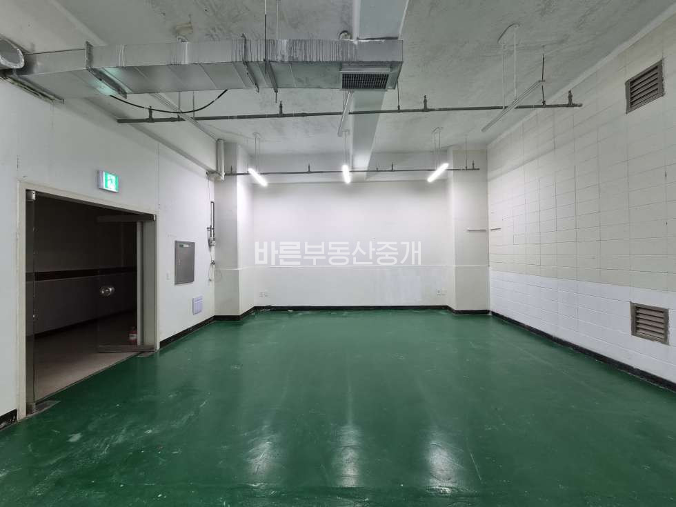 경기 성남중원구 상대원동 금강하이테크2 아파트형공장동 상대원동 즉시입주 가능한 아파트형공장 매매 매물번호 10826 사진 3
