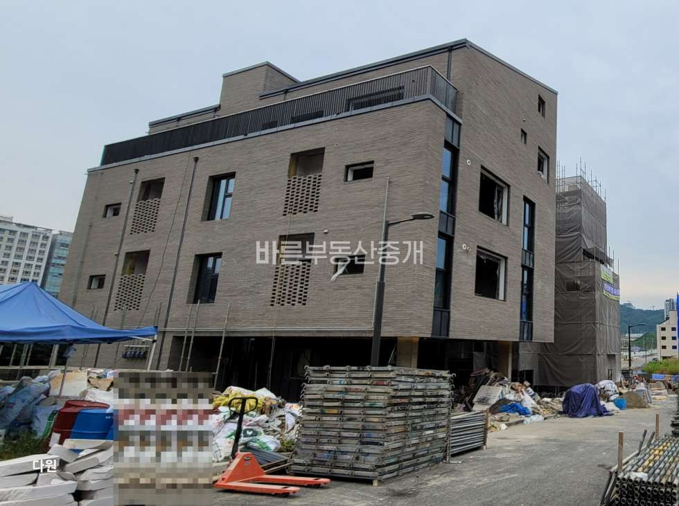 경기 성남수정구 복정동 159-1 8호선 남위례역 역세권 상가주택 3룸 반전세 월세 매물번호 10835 사진 1