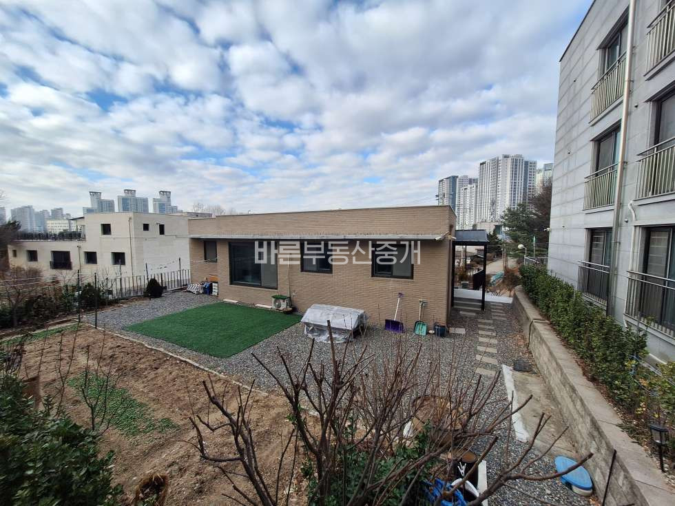 경기 용인기흥구 상갈동 주건축물제1동 마당넓은 신축급 단독주택, 정남향, 향후 기흥역세권 바로인접 매매 매물번호 10554 사진 1