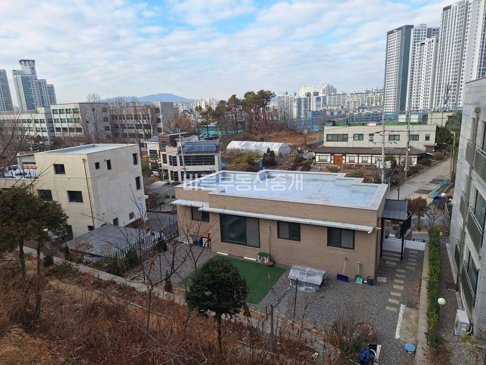경기 용인기흥구 상갈동 주건축물제1동 마당넓은 신축급 단독주택, 정남향, 향후 기흥역세권 바로인접 매매 매물번호 10554 사진 4